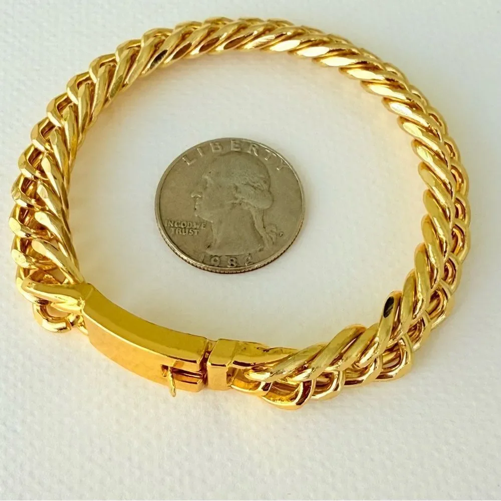 Cuban Chain Bracelet with Lock Clasp – Polished Gold Tone Finish